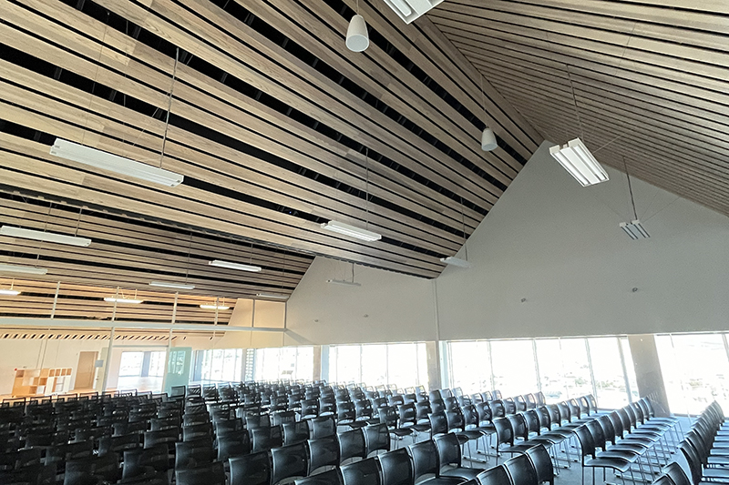 国土交通省認定の準不燃性能で、内装制限にも対応