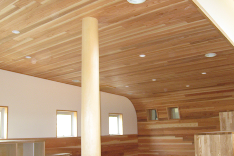 木の質感・香りをそのまま活かす自然な仕上がり